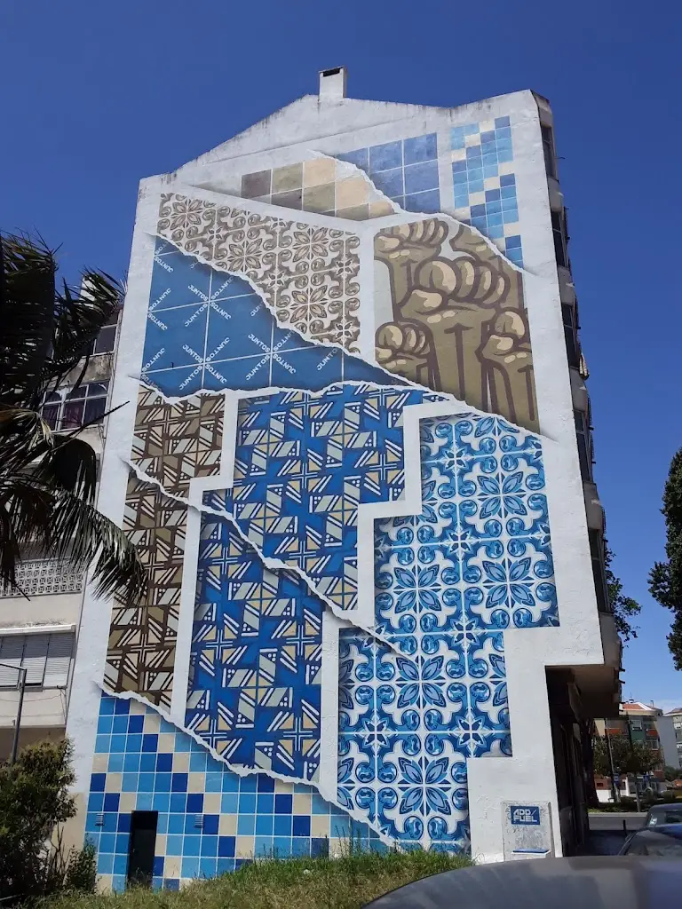 Amedove Nigerian Lounge & Supermarket_Falagueira_slider_image_2