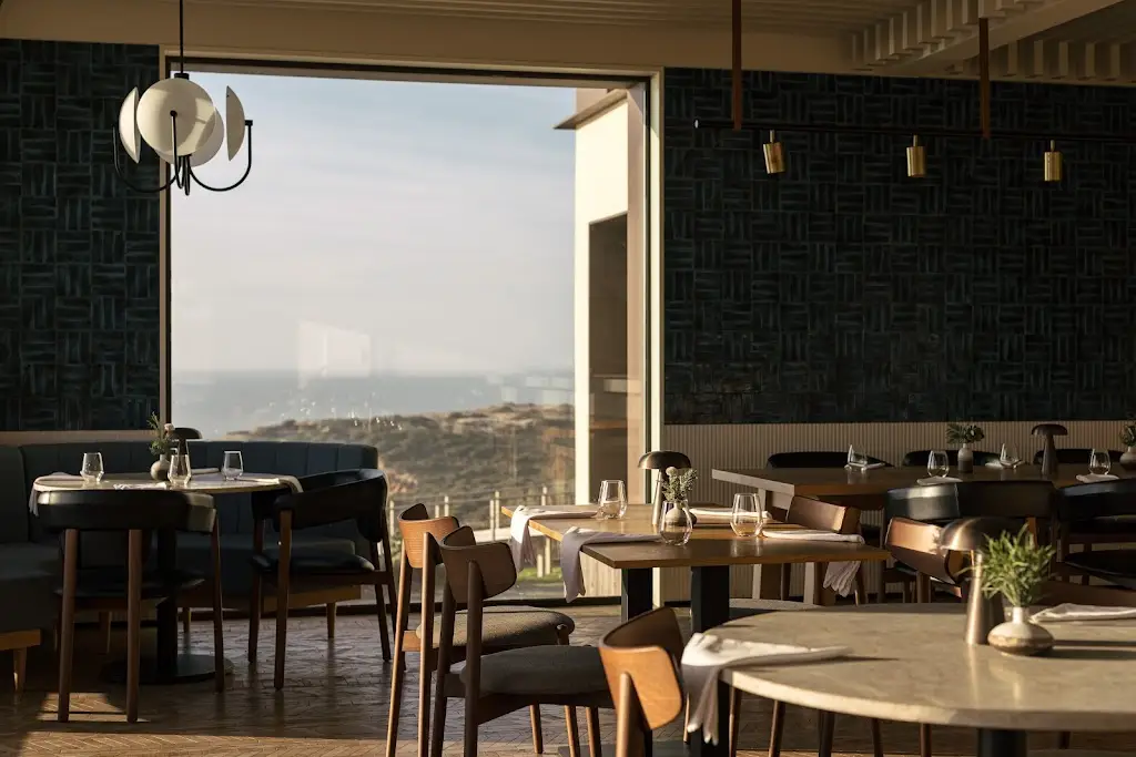 ONDA Ericeira Restaurant_Encarnação_slider_image_1