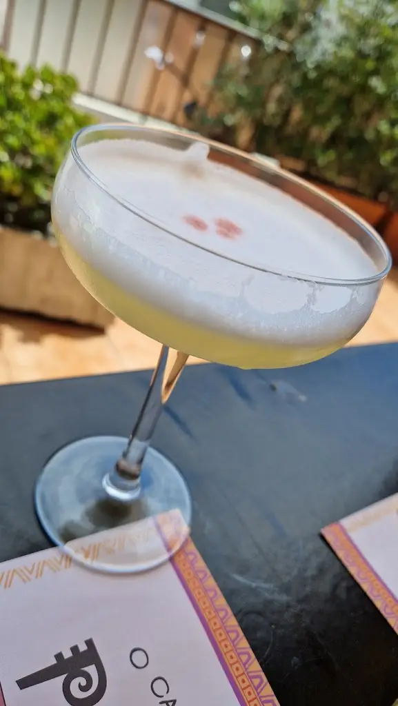 Alex Fischer_O Cantinho do Peruano_Charneca_reseña