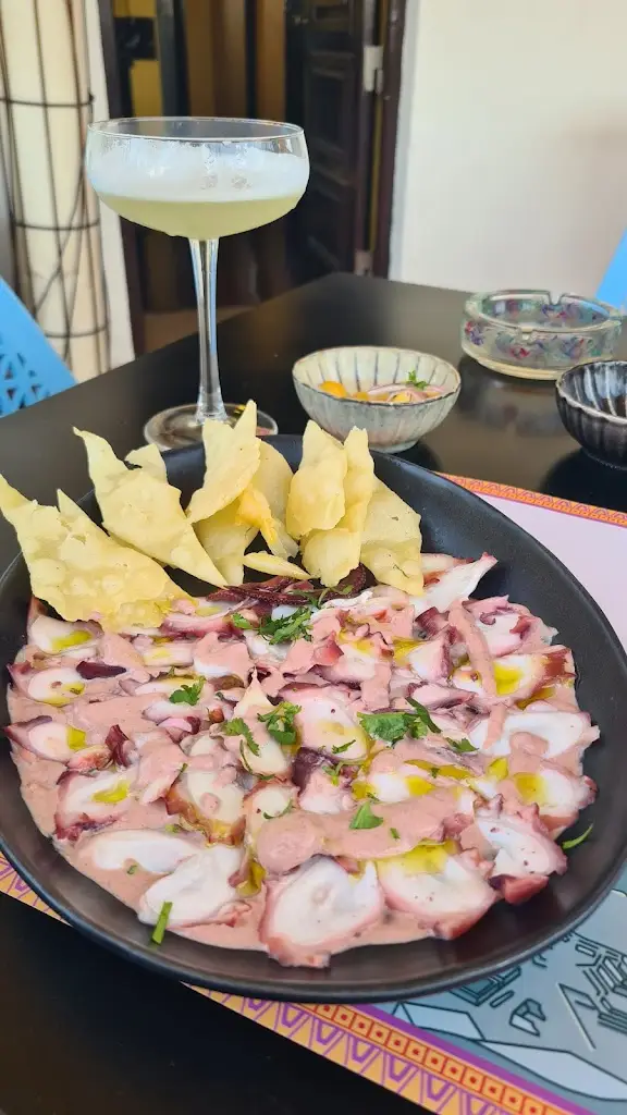 Jeffrey Slater_O Cantinho do Peruano_Charneca_reseña