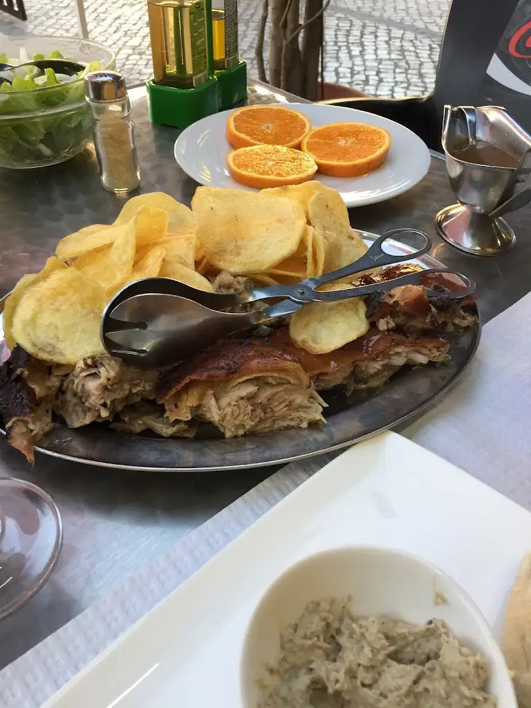 Sindy Vand_Rui do Leitão | Charneca_Charneca_recensione