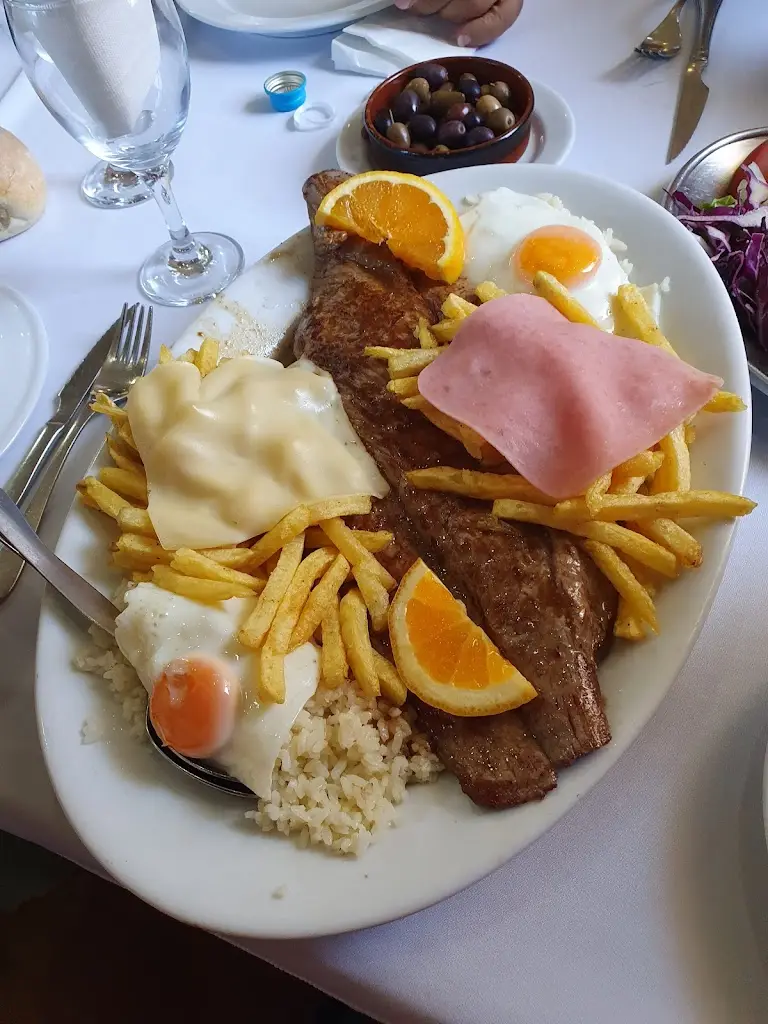 RESTAURANTE CANTINHO DE ARGONCILHE_Argoncilhe_slider_image_3