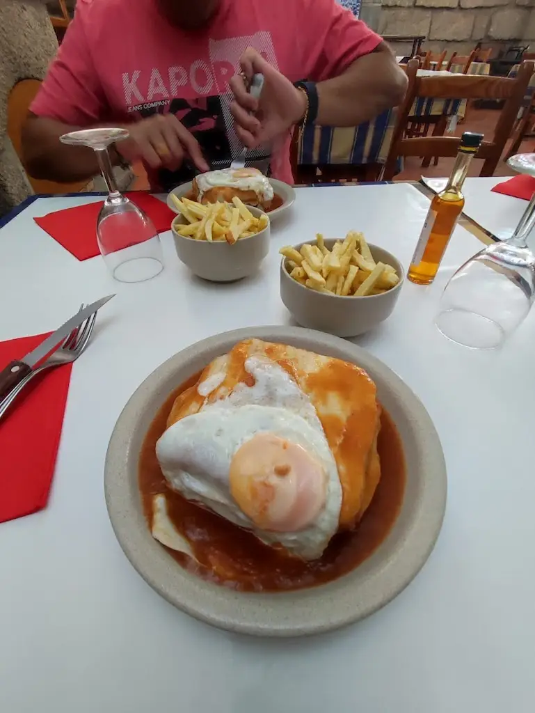 Menu_Encosta do Castro_Figueiró da Serra_image_1