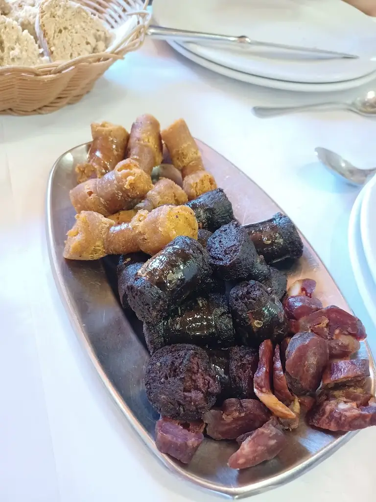 Tomás Alves_O Albertino_Figueiró da Serra_recensione