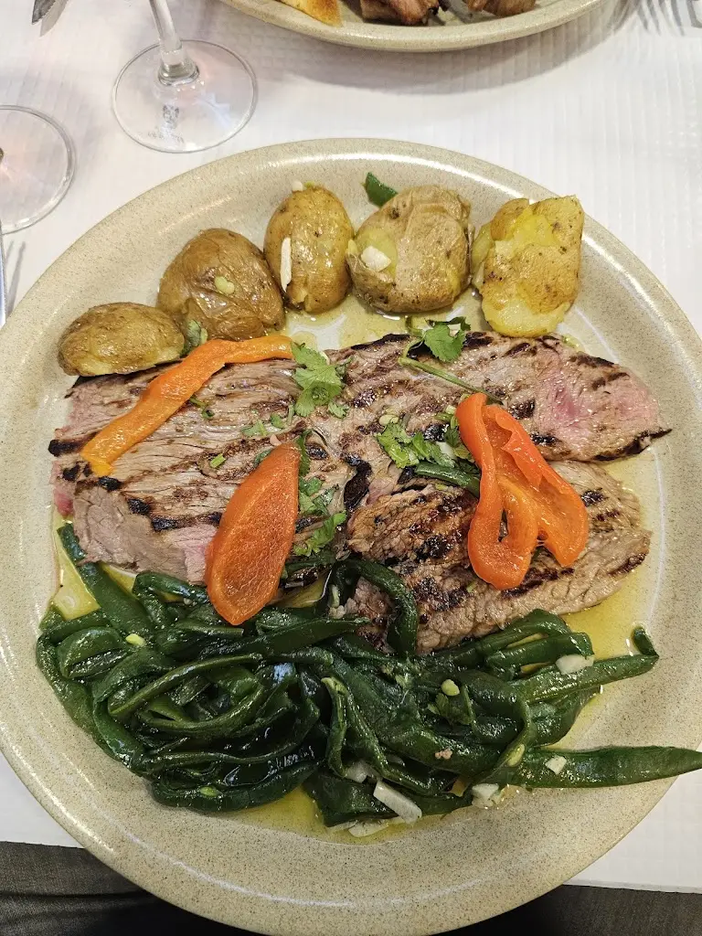 Wicked Prophet_Manos Barros_Damaia_review