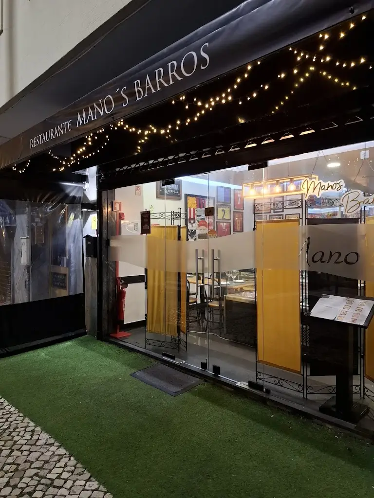 José Espinheira_Manos Barros_Damaia_review