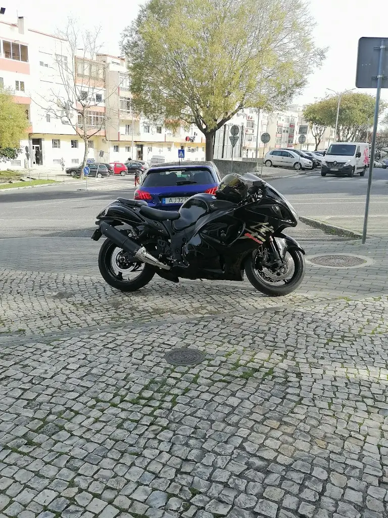 Raio Laser_Damaia_slider_image_2