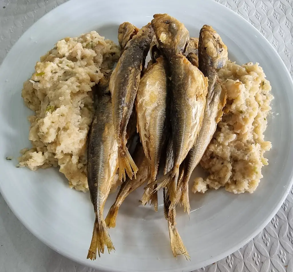 Domingos Antunes_Malaínho_Fanhões_review