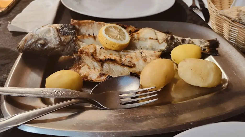 Menu_Casa da Praça_Fornos de Algodres_imagen_8