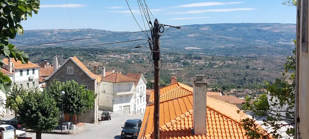 Marcelo Branco_Brasileiro_Fornos de Algodres_recensione