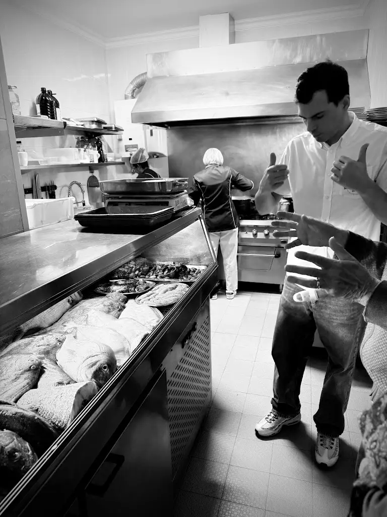 Connie Mintz_Mar d'Areia_Ericeira_avis