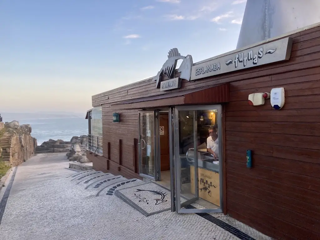 Esplanada Furnas_Ericeira_slider_image_1