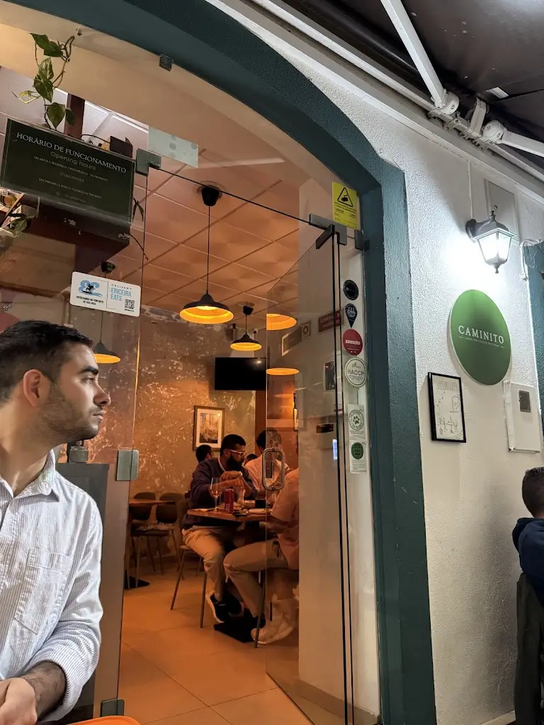 Paloma G S_Caminito_Ericeira_recensione