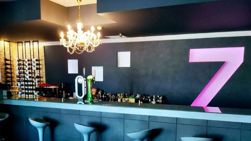 Porta 7 ristorante a Forninhos