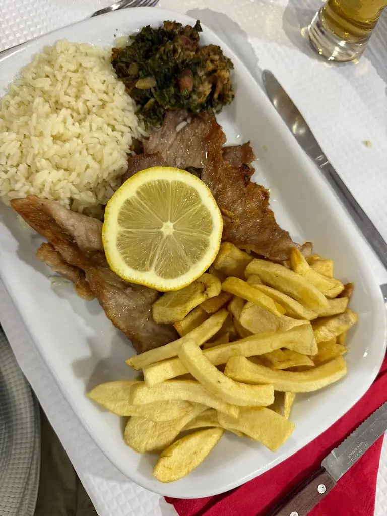 Carmen Correia_Solar da roda_Famões_recensione