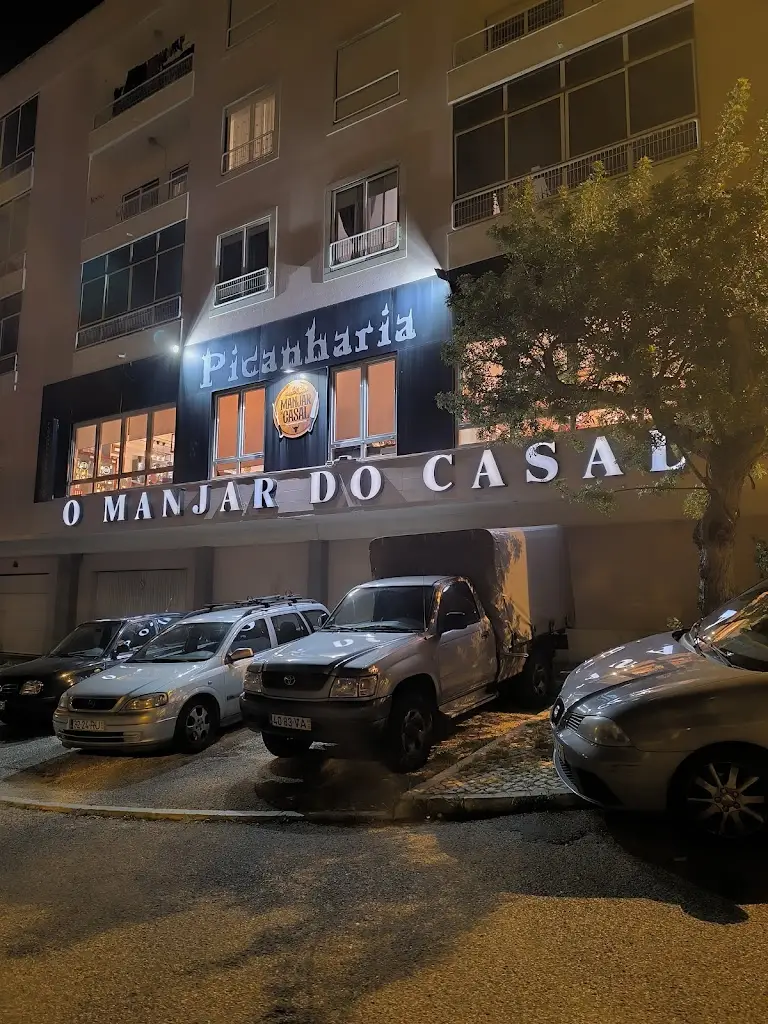 Karoline Germano de Castro Lima_Picanharia Manjar do Casal_Famões_recensione