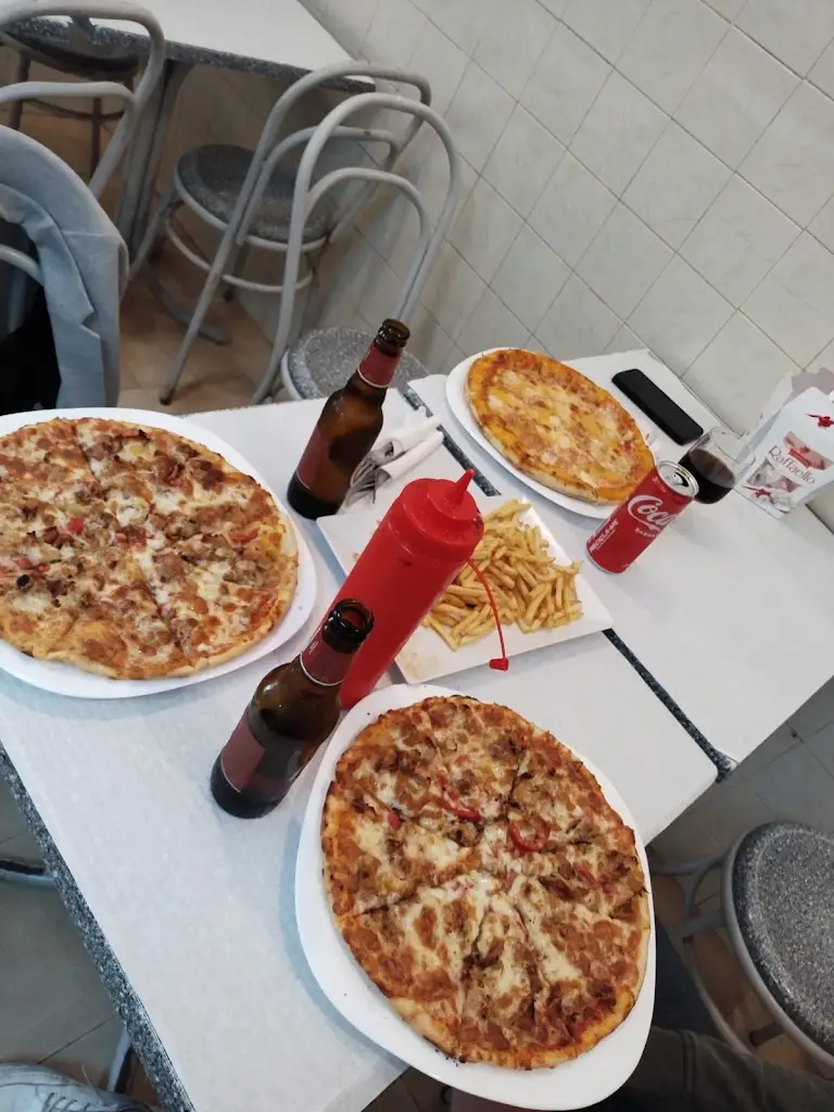 Famões Market & Restaurant_Famões_slider_image_2