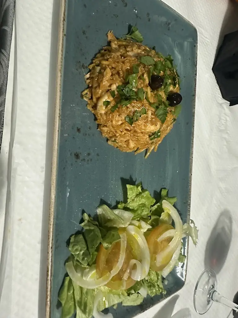 Alexandra Alexandra_Restaurante O Tugas_Girabolhos_recensione