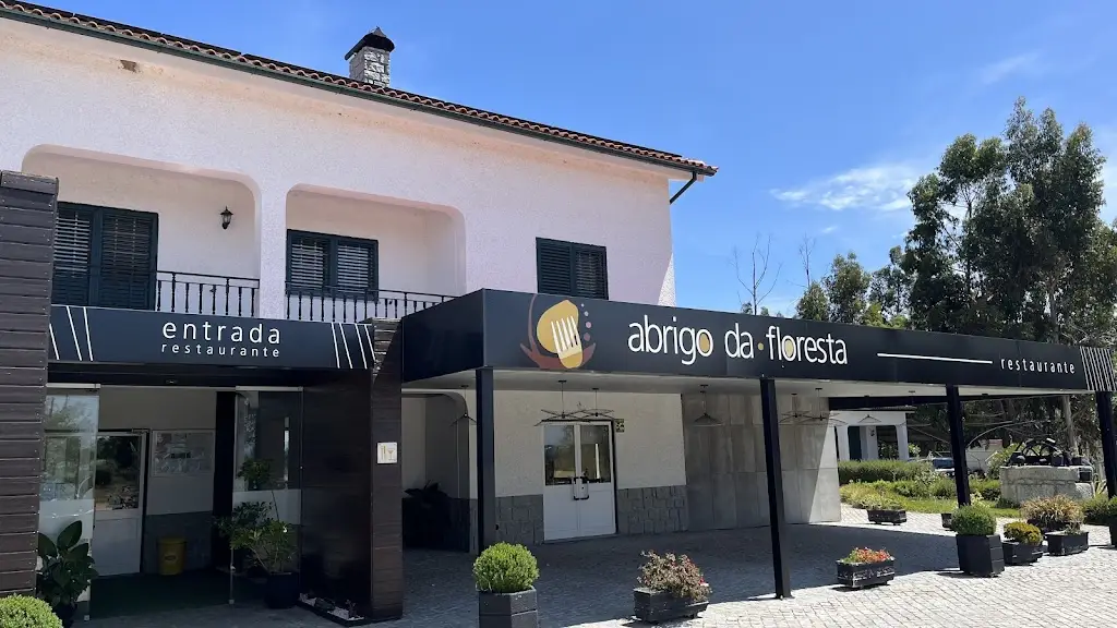 Abrigo Da Floresta_Girabolhos_slider_image_1