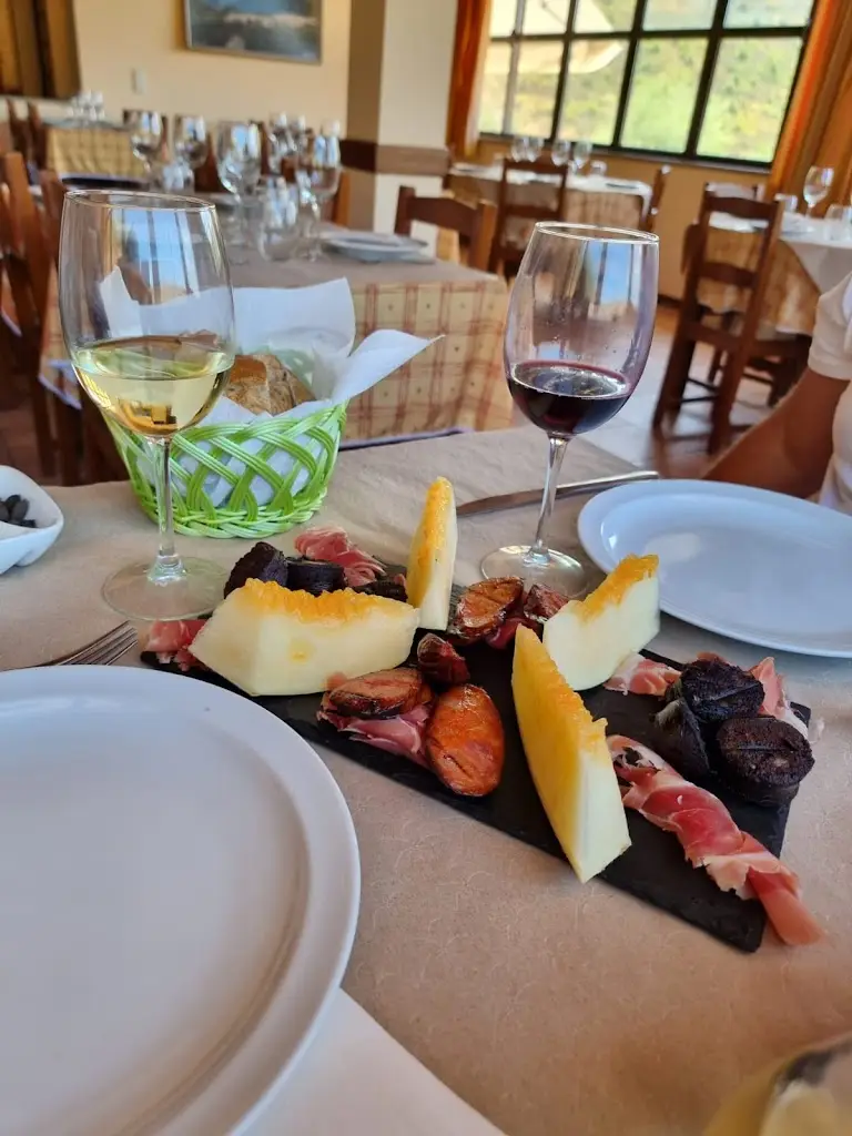 Bruno Pinto_O Mariano_Girabolhos_review