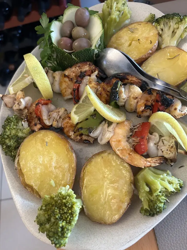 Guilhem Davezac_OS MANCAS_Girabolhos_recensione