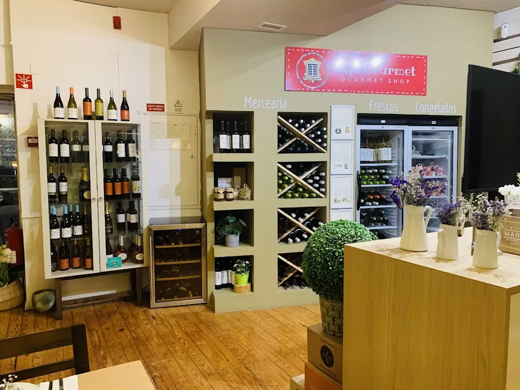 Hanh Nguyen_Taska Lusa Estoril_Estoril_recensione