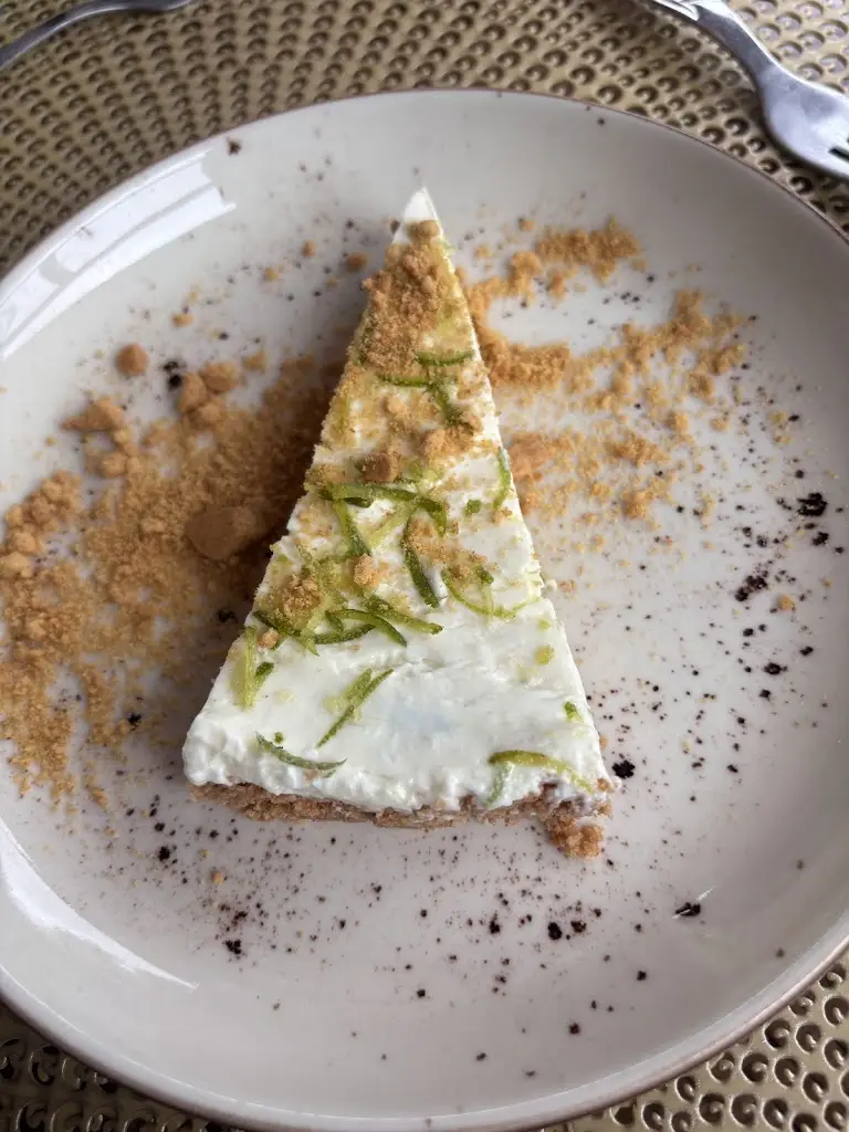 Yeeman Fung_Restaurante Monte's Bistro_Estoril_review