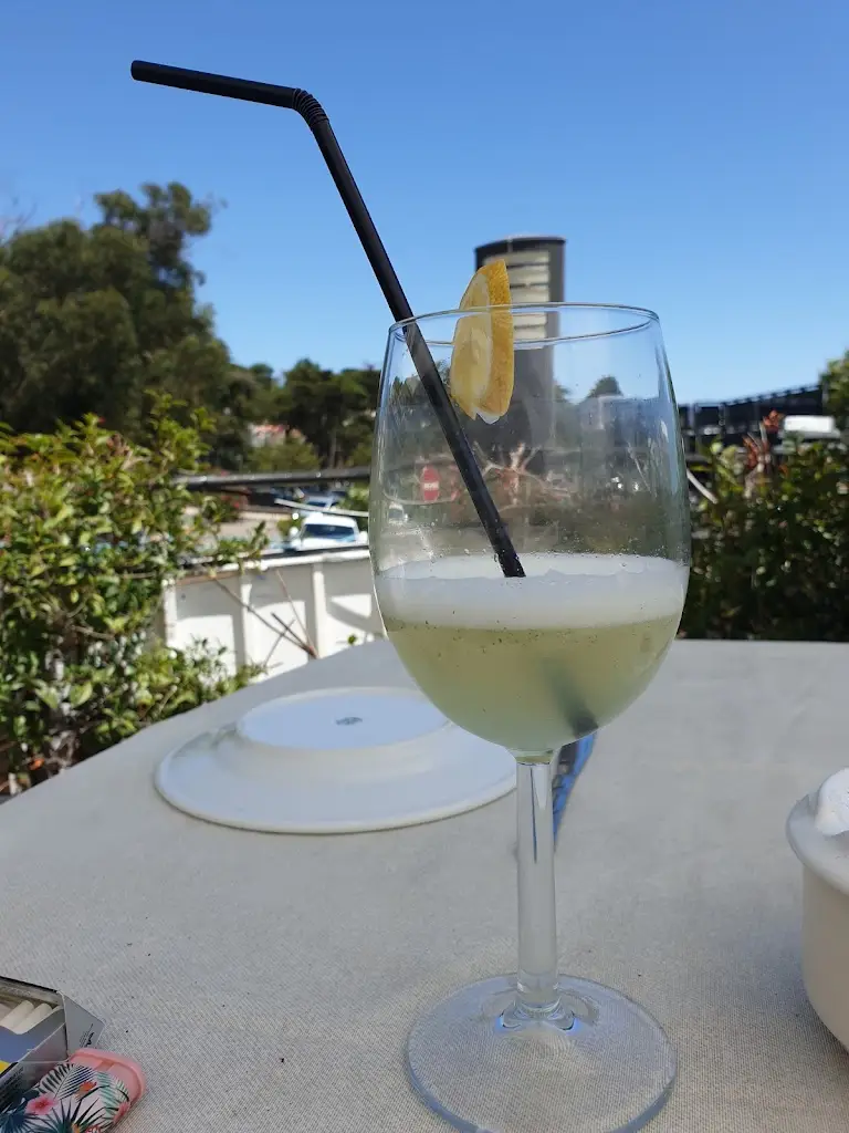 Menu_Piazza di Estoril_Estoril_immagine_2