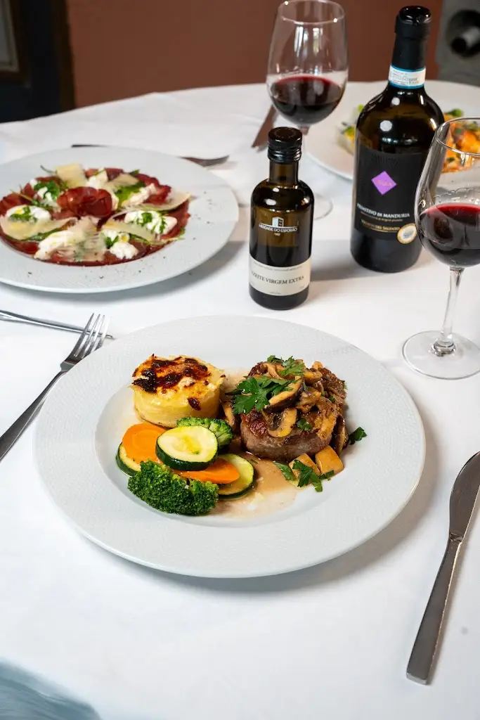 Piazza di Estoril_Estoril_slider_image_2