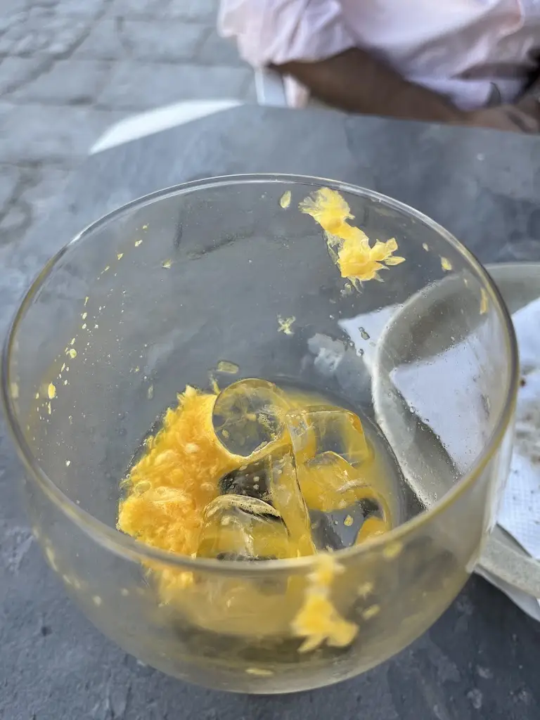 Francisca Correa_Baiuka Grill_Estoril_review