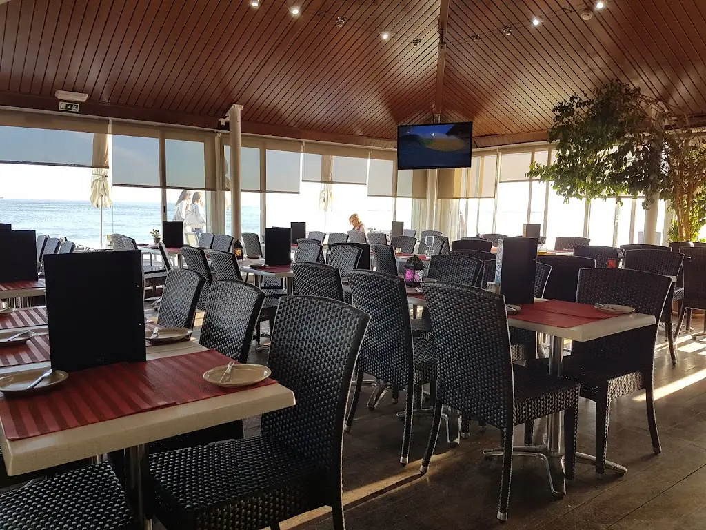 Baiuka Grill restaurante en Estoril