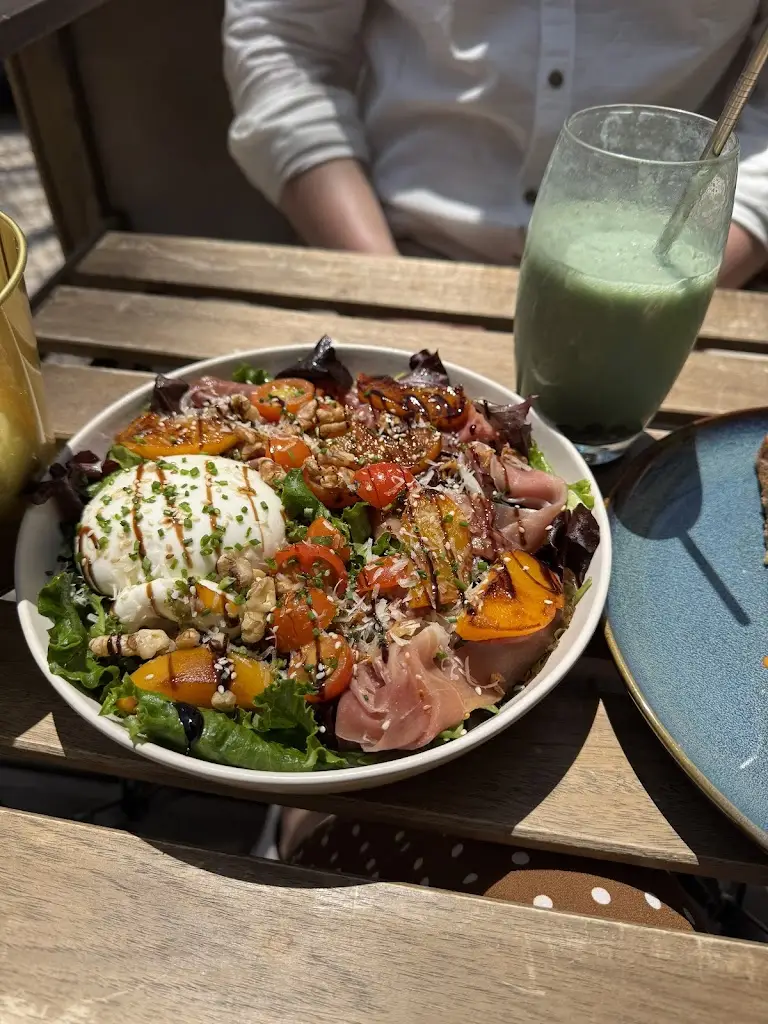 Joana Costa Marques_HOW - Intelligent Food_Estoril_recensione