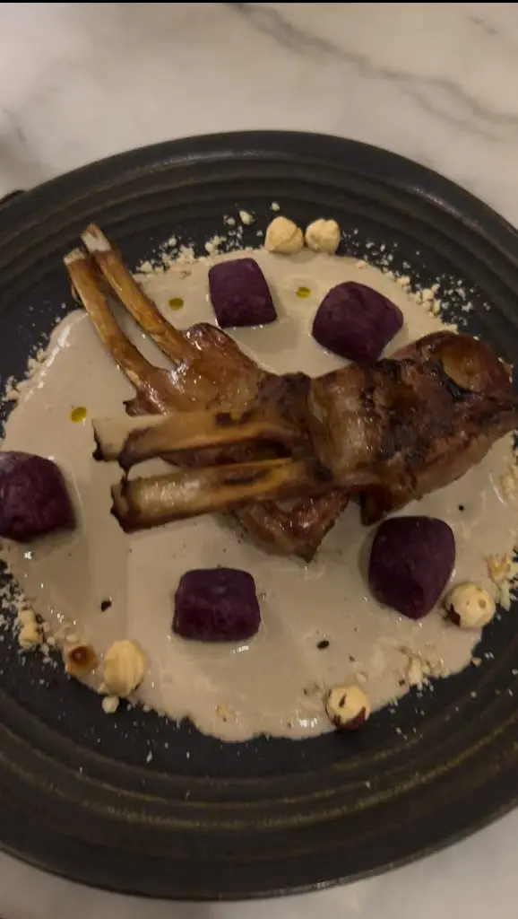 Stefanie Lalich_Aires Estoril_Estoril_recensione