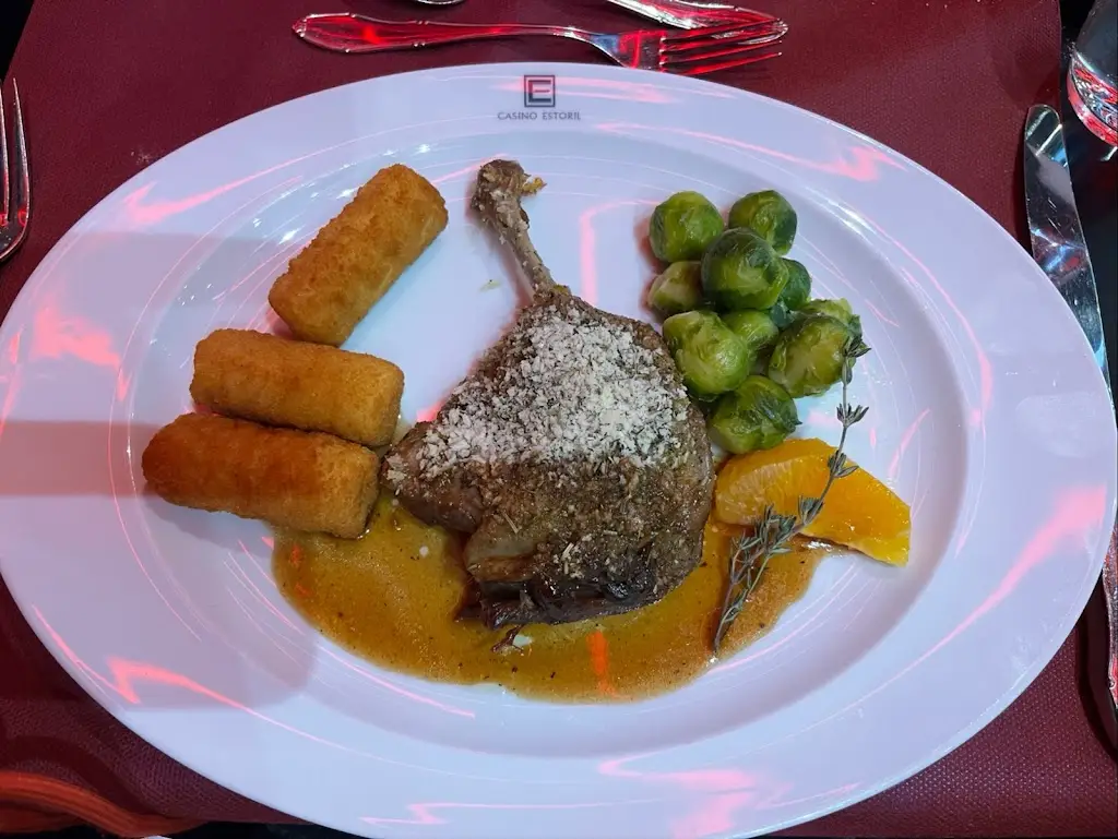 Mauricio Lacerda_Bistrô_Estoril_recensione