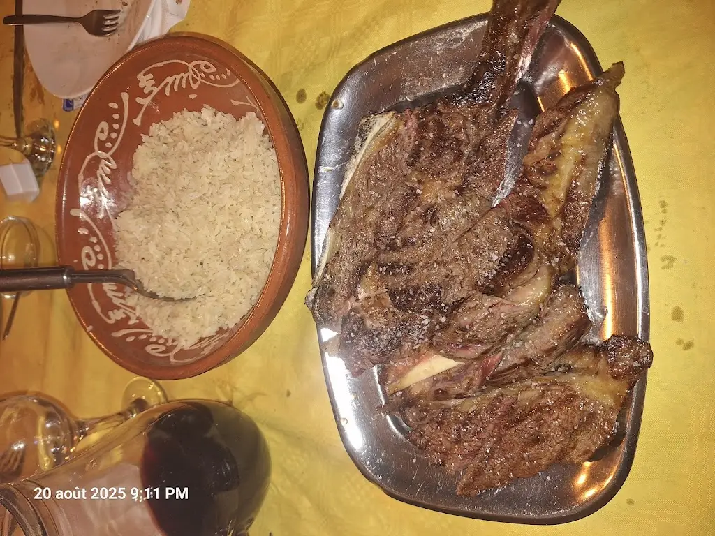 Juliana Marion_Associação de Caçadores da Lageosa da Raia_Lajeosa_reseña