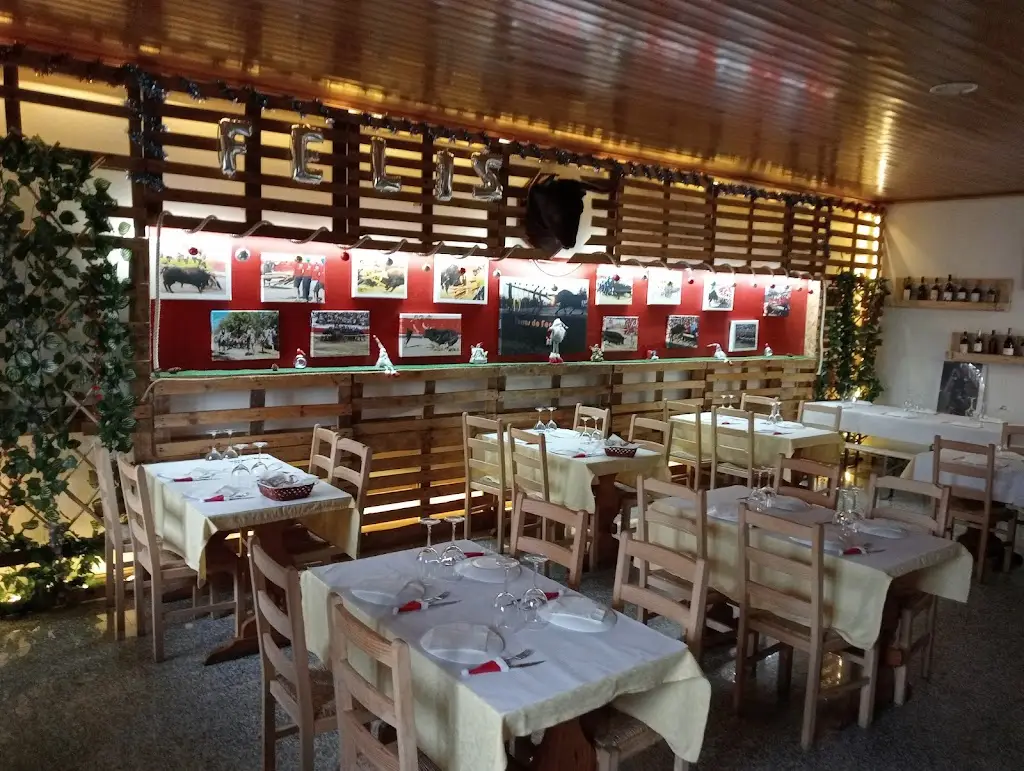 Associação de Caçadores da Lageosa da Raia ristorante a Lajeosa