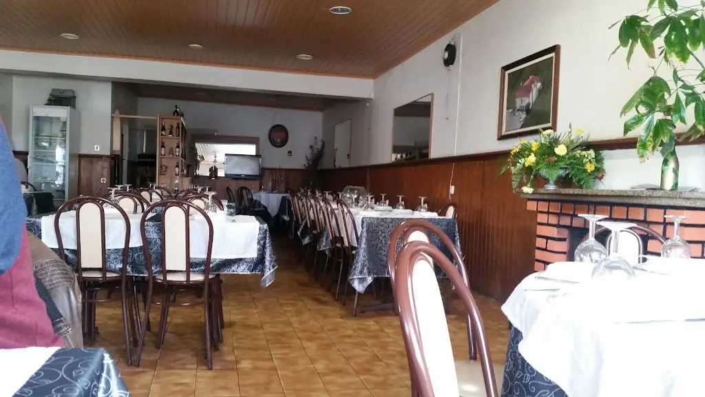 Restaurante Tó-Zé ristorante a Lajeosa do Mondego