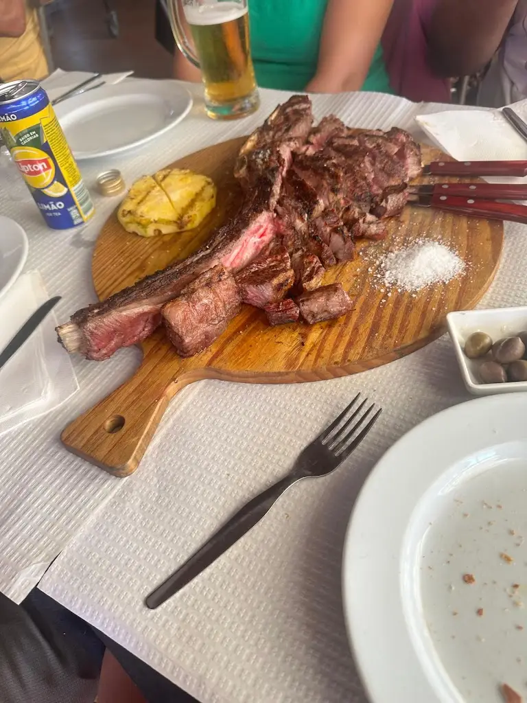 Margarita Jaramillo_Ondas e arribas URDFG_Fontanelas_recensione