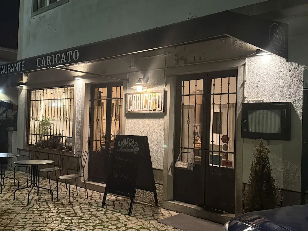 Caricato ristorante a Fontanelas