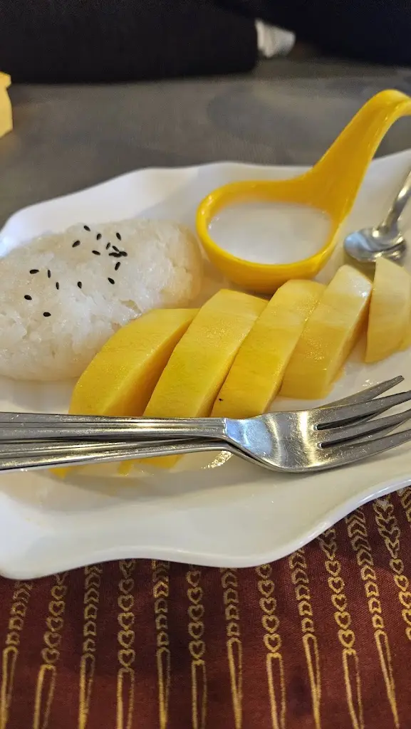 Y Suarez_Baan Thai_Fontanelas_recensione