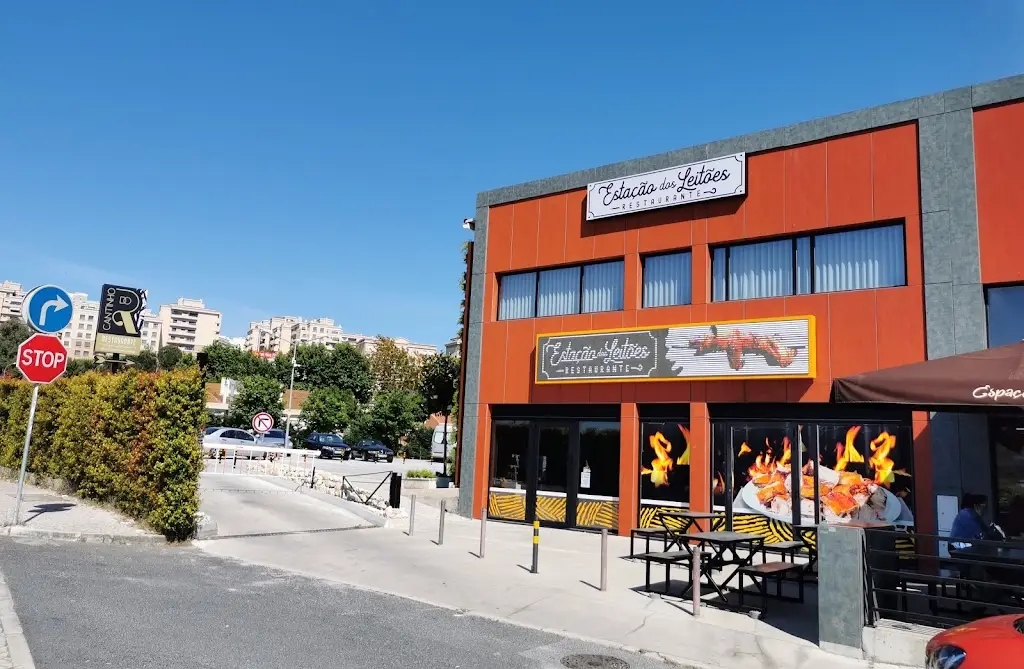 Estação dos Leitões ristorante a Frielas