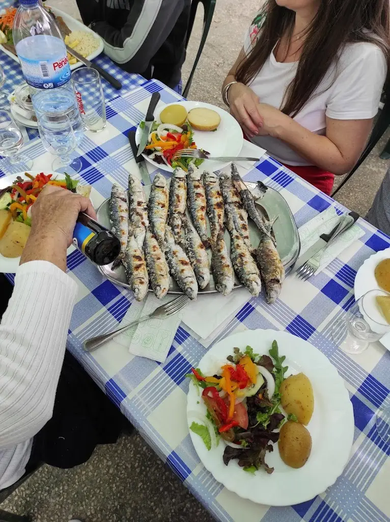 Menu_Associação de Moradores do Bairro das Queimadas (Churrasqueira taralhoka))_Frielas_immagine_1