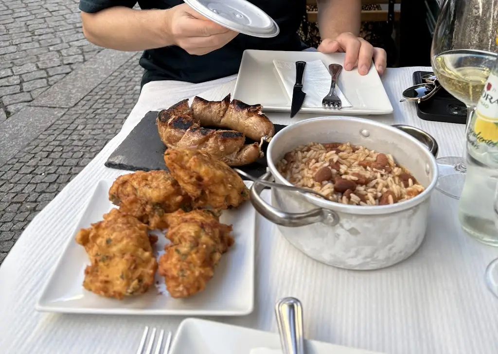 Floor Redel_TABERNA MEMÓRIAS_Gonçalo_recensione