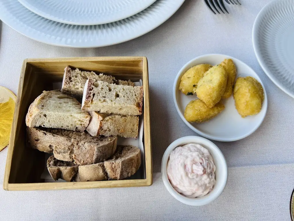 Grace S_Zé da Calçada_Gonçalo_review