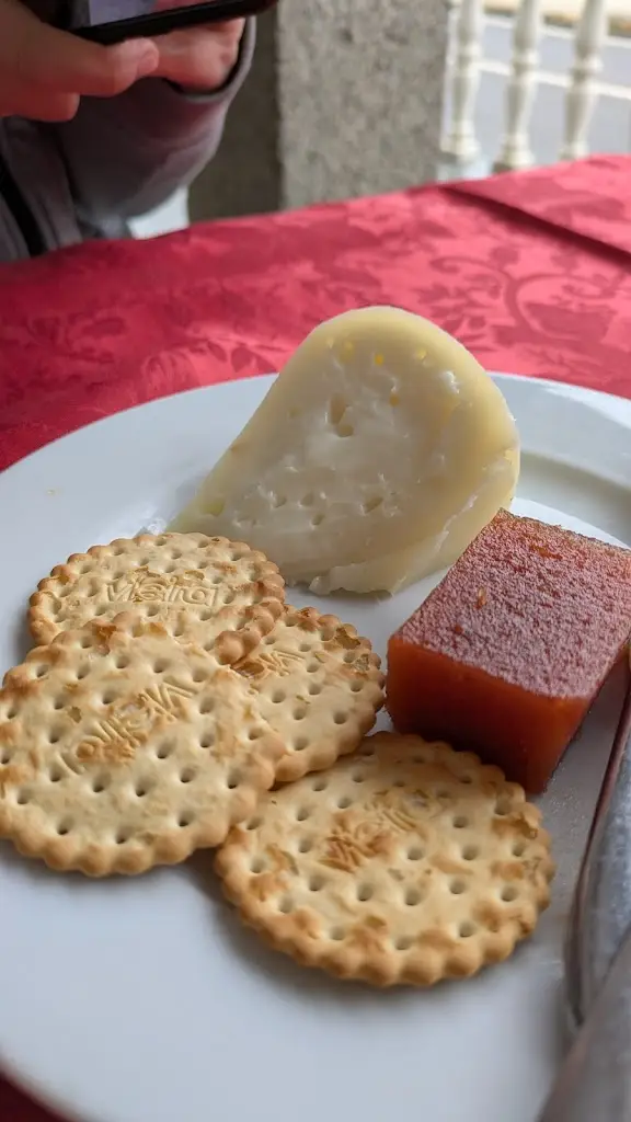 Simpson Cheung_Restaurante Filhos de Moura_Gonçalo_recensione