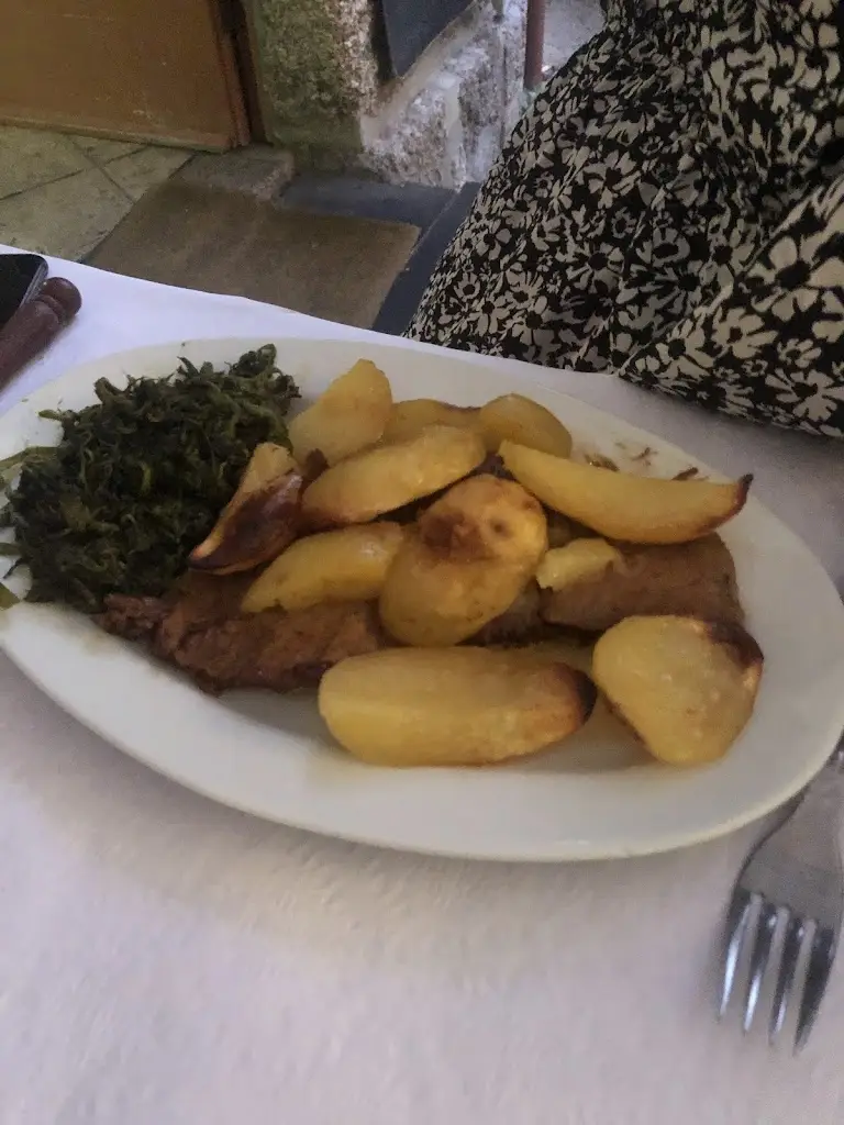 Nick Crispin_A Quelha - Adega Regional_Gonçalo_review