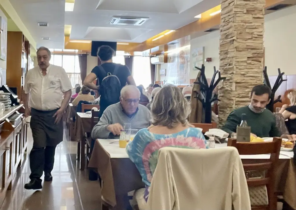 Jesper Carvalho Andersen_Bom Leitão_Loures_review