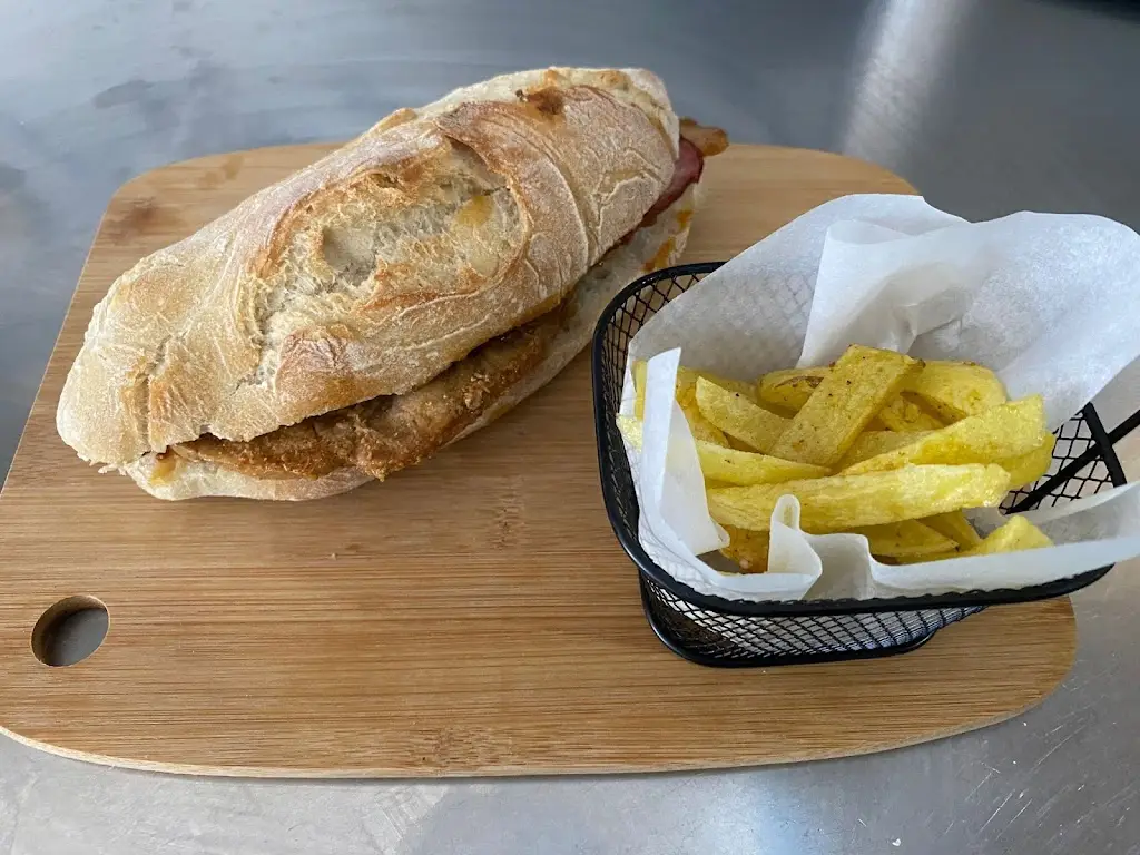 O Costume ristorante a Manique do Intendente