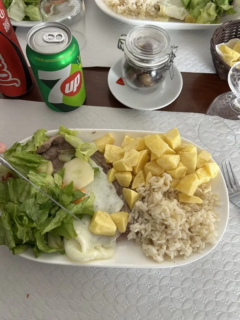 Gabriel Benner Fernandes_Cafe Kate Kero_Manique do Intendente_recensione