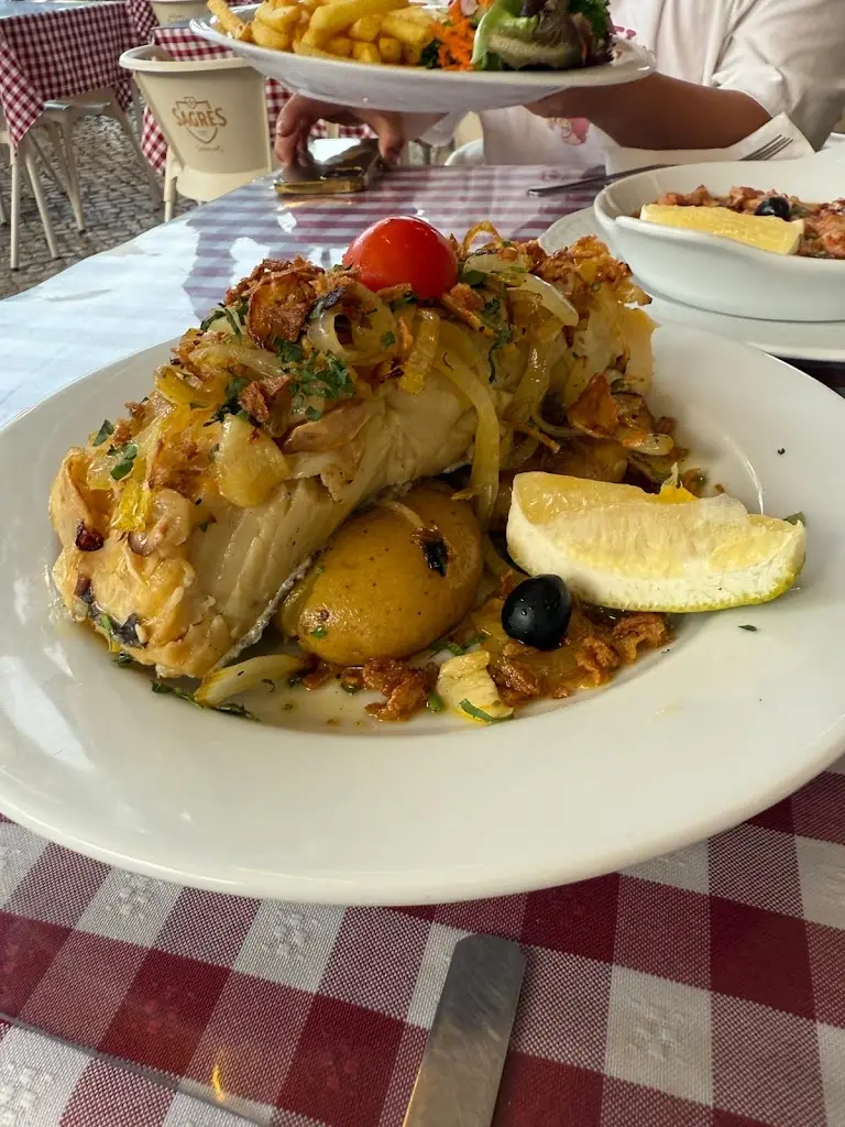 Lisa_Desgraça_Graça_recensione